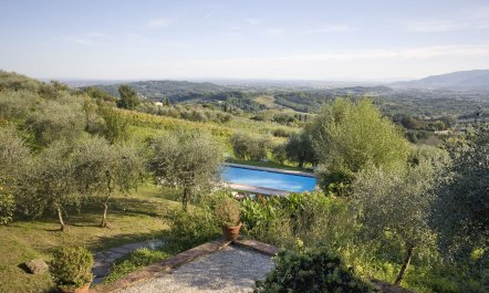 Warm Italian Ambience 6