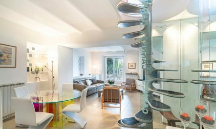 The Garden of Cannes 6