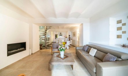 The Garden of Cannes 5