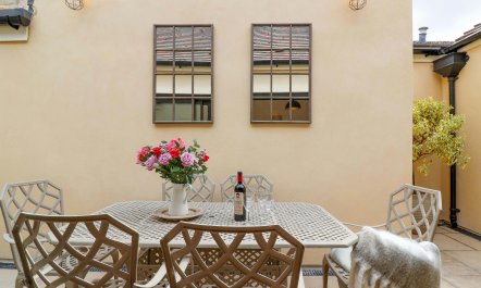 Classic & Timeless 2