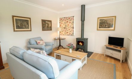 Love in the Cotswolds