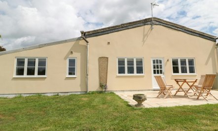 Love in the Cotswolds 1