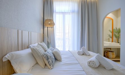 Cosmopolitan Scene 1