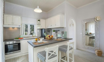 Olive Tree Hideaway 6