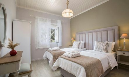 Olive Tree Hideaway 9