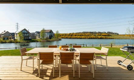 Picturesque Estate 2