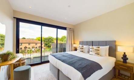 The Canal Crossroads 1