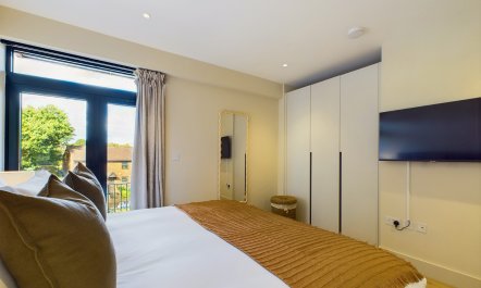 The Canal Crossroads 7