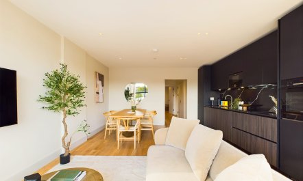 The Canal Crossroads 4