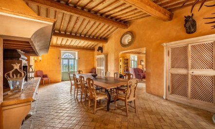 Hidden Amber Residence 8