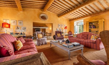 Hidden Amber Residence 4