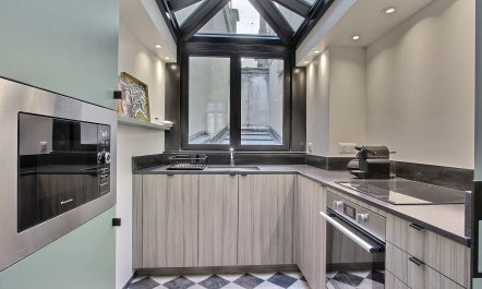 Along the Boulevard 6