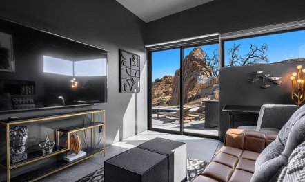 Black Desert House 9