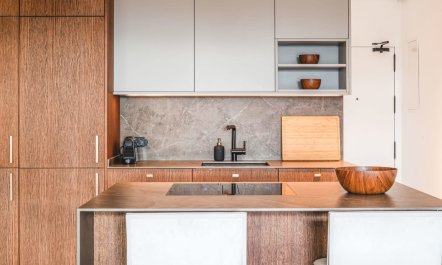 Golden Crest 6