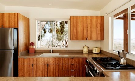 Modernist Cabin 9