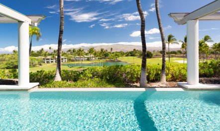 Golfing Greens & Saltwater Breeze