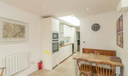 Shillingstone Cottage 6