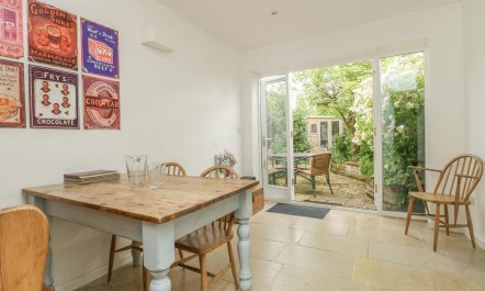 Shillingstone Cottage 7