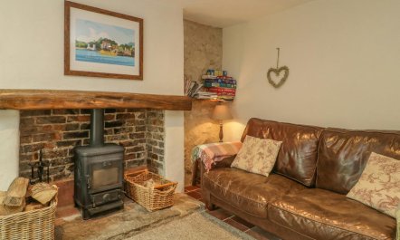 Shillingstone Cottage