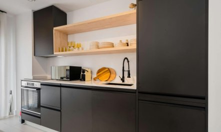 Sojourn in Seville 0