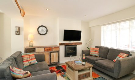 Harbourside Anchor 3