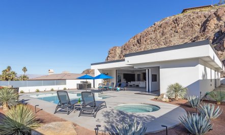 Misty Mountain Hideaway