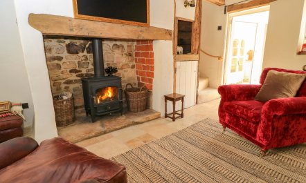The Cosy Cotswolds 6