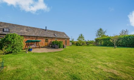 1 Bed in Broadway