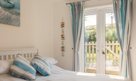 2 Bed in Brixham 9