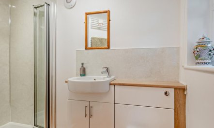 1 Bed in Chichester 8