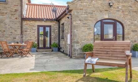 2 Bed in Toft Hill 4