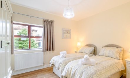 2 Bed in Toft Hill 9