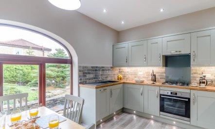 2 Bed in Toft Hill 2