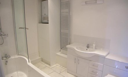 1 Bed in Tenby 6
