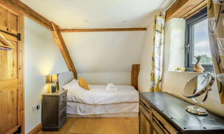 2 Bed in Yeovil 4