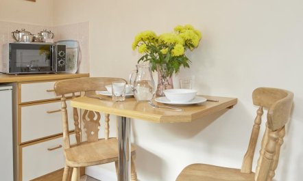 1 Bed in Nr Keswick 6