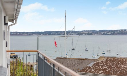 2 Bed in Brixham 3