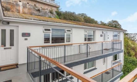 2 Bed in Brixham 4