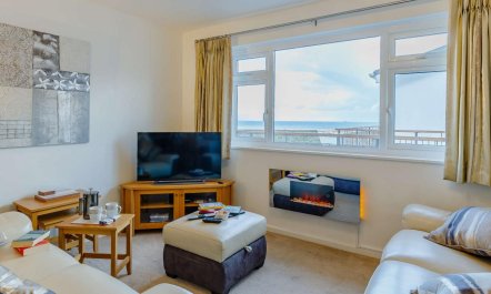 2 Bed in Brixham 3