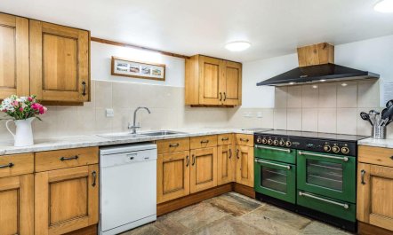 10 Bed in Head Of Lorton Valley 8