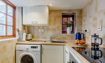 2 Bed in Ashford In The Water 4