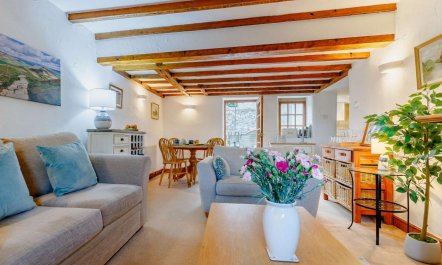 2 Bed in Ashford In The Water