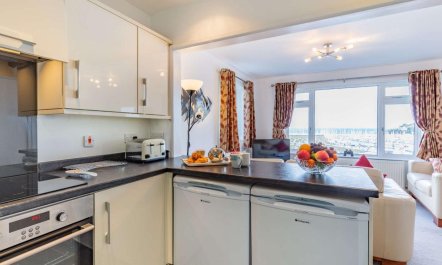 2 Bed in Brixham 5
