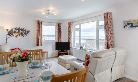 2 Bed in Brixham