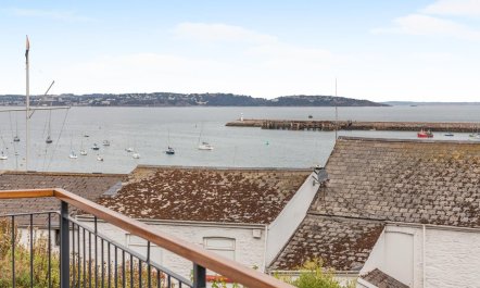 2 Bed in Brixham 3