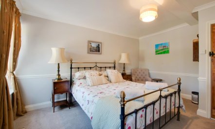 3 Bed in Castle Acre 9