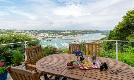 4 Bed in Kingswear