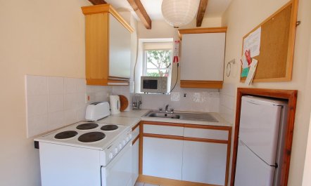 2 Bed in Field Dalling 4