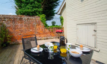 1 Bed in Blofield Heath 5