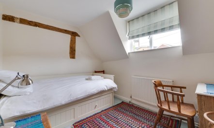 3 Bed in Woodbridge 6